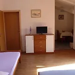 Izabela