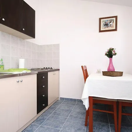 Apartment Studio Izabela *