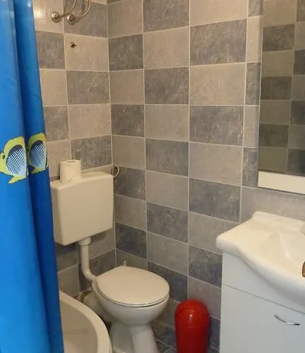 Izabela * Βόντιτσε