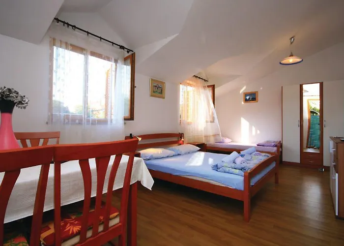 Izabela Βόντιτσε